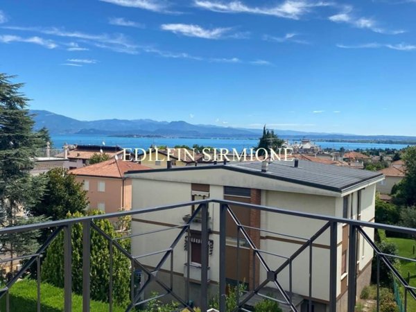 appartamento in vendita a Desenzano del Garda
