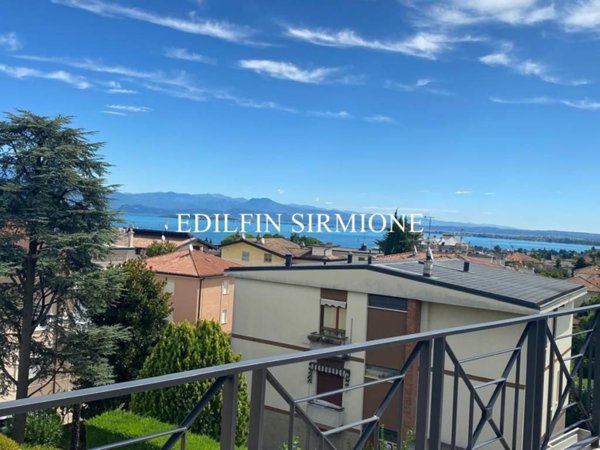 appartamento in vendita a Desenzano del Garda