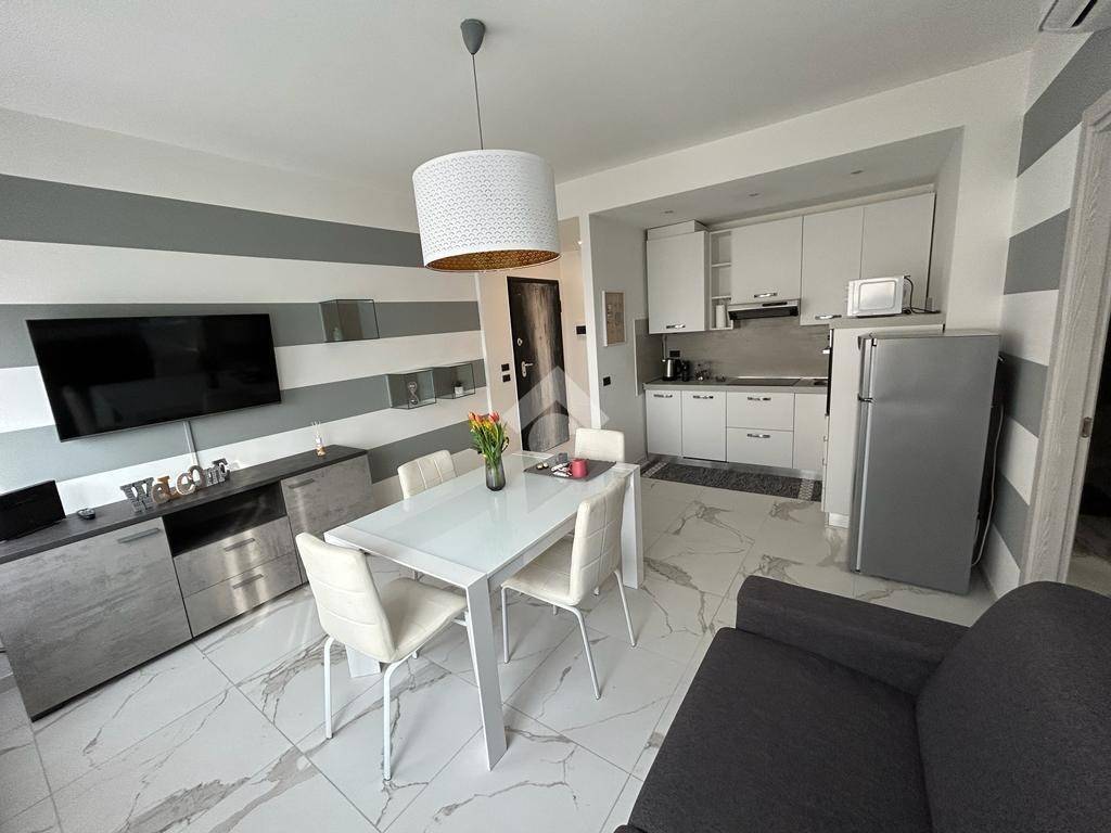 appartamento in vendita a Desenzano del Garda