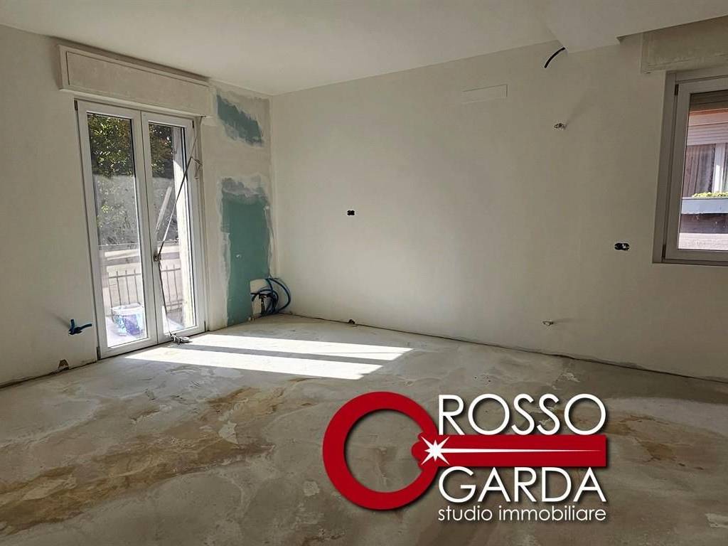 appartamento in vendita a Desenzano del Garda