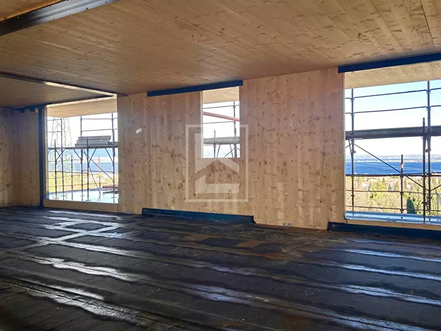 appartamento in vendita a Desenzano del Garda