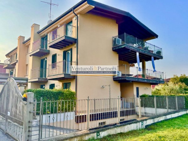 appartamento in vendita a Desenzano del Garda