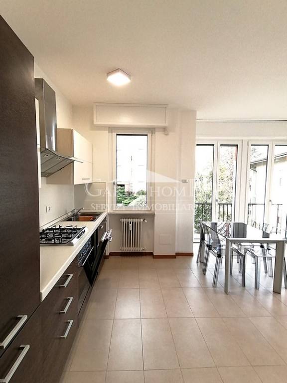 appartamento in vendita a Desenzano del Garda