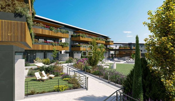 appartamento in vendita a Desenzano del Garda in zona Rivoltella