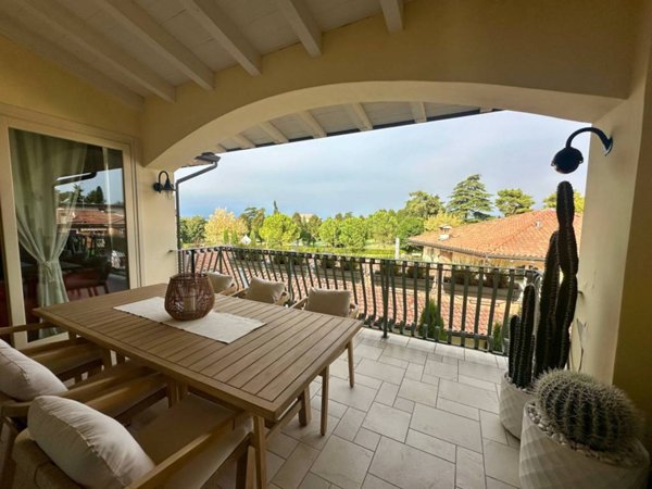appartamento in vendita a Desenzano del Garda