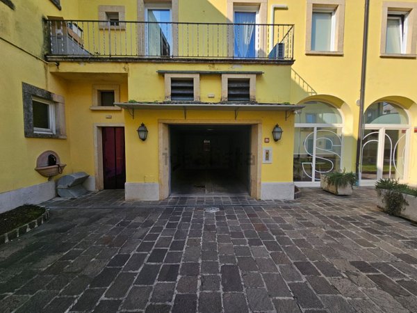 appartamento in vendita a Desenzano del Garda