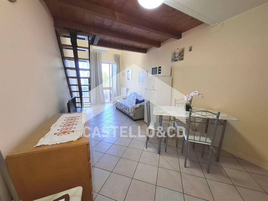 appartamento in vendita a Desenzano del Garda in zona Rivoltella