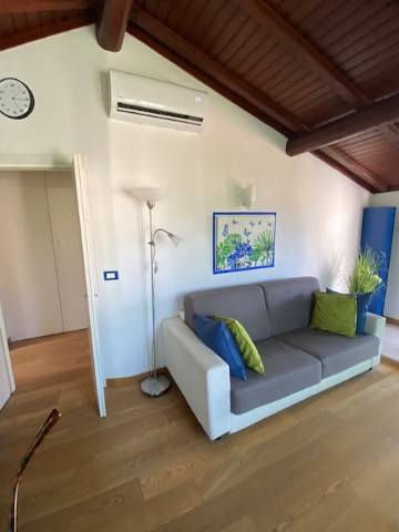 appartamento in vendita a Desenzano del Garda