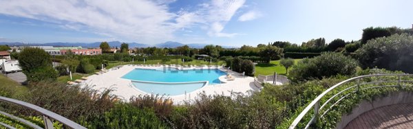 casa indipendente in vendita a Desenzano del Garda