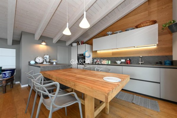 appartamento in vendita a Desenzano del Garda