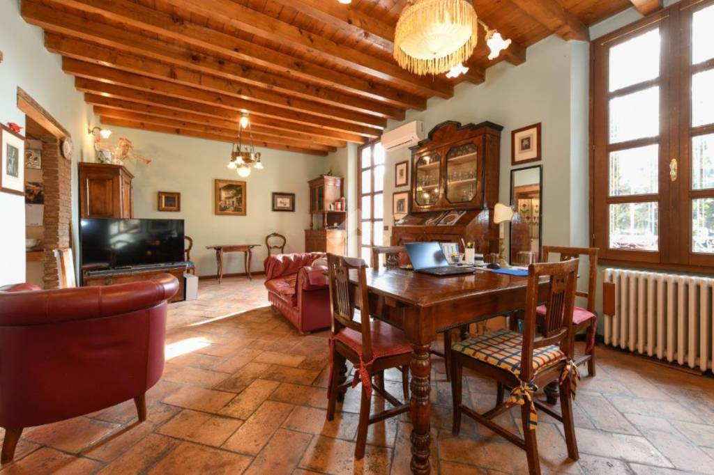 appartamento in vendita a Desenzano del Garda