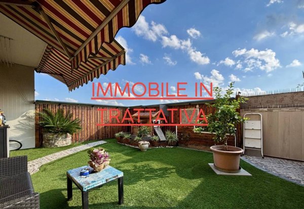 appartamento in vendita a Desenzano del Garda in zona Rivoltella