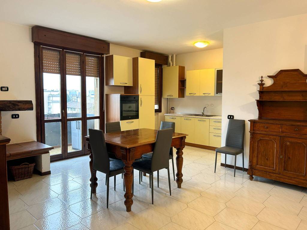 appartamento in vendita a Desenzano del Garda