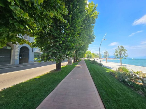 appartamento in vendita a Desenzano del Garda