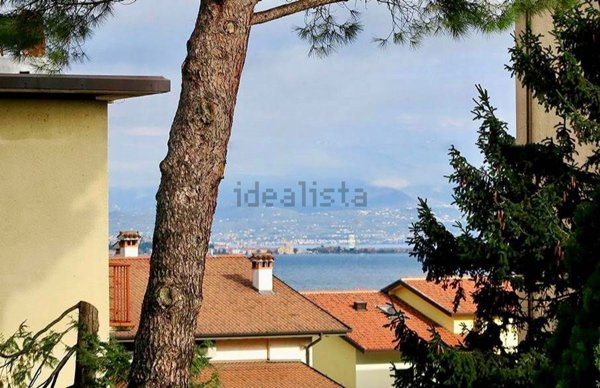 casa indipendente in vendita a Desenzano del Garda