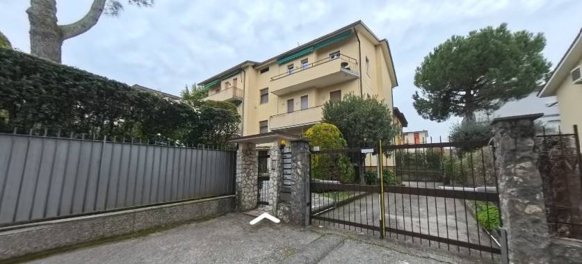 appartamento in vendita a Desenzano del Garda