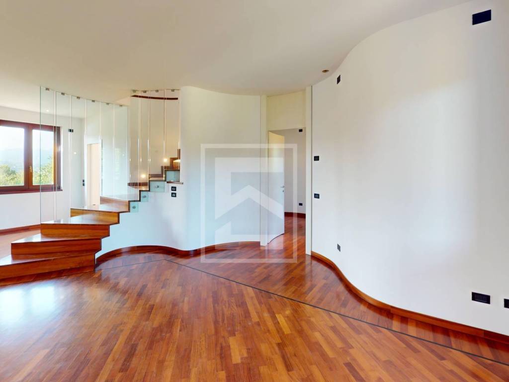 appartamento in vendita a Desenzano del Garda