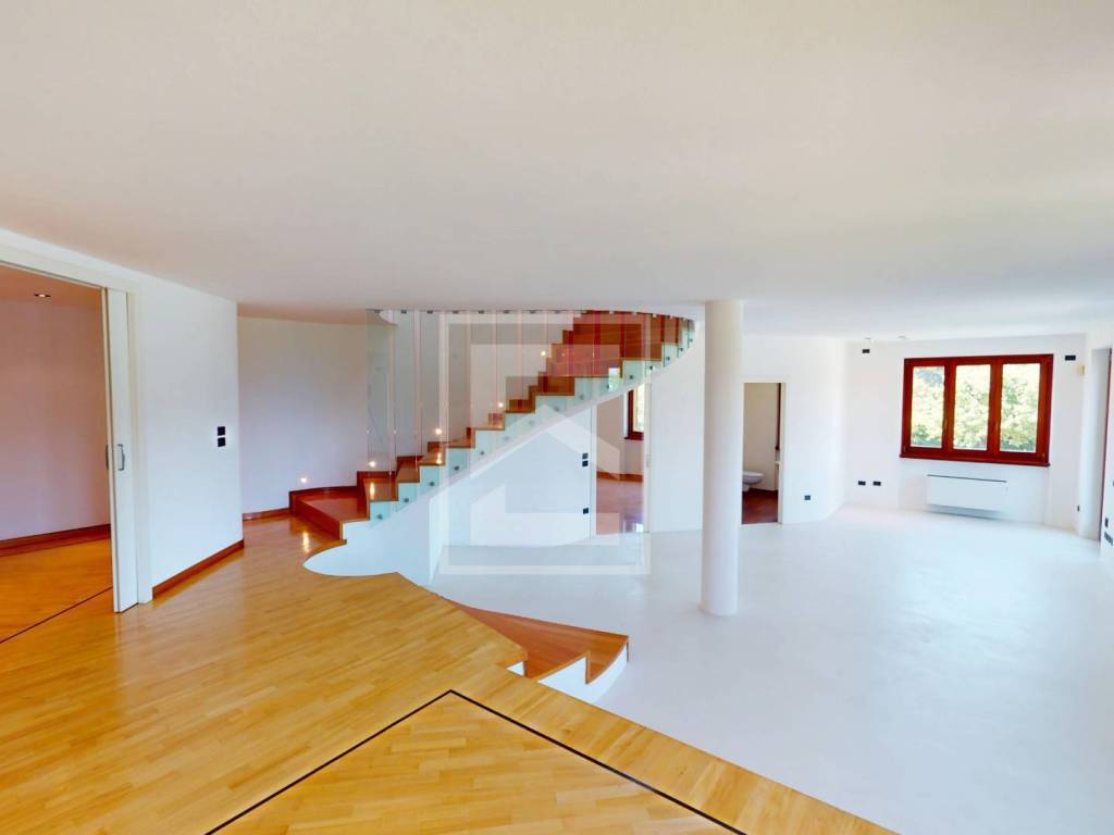 appartamento in vendita a Desenzano del Garda