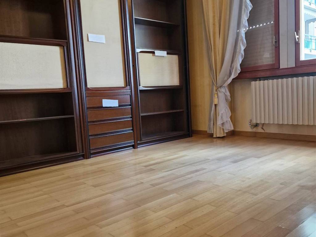 appartamento in vendita a Desenzano del Garda