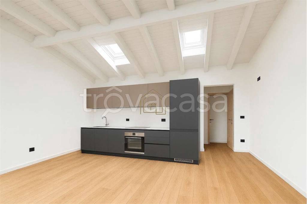 appartamento in vendita a Desenzano del Garda