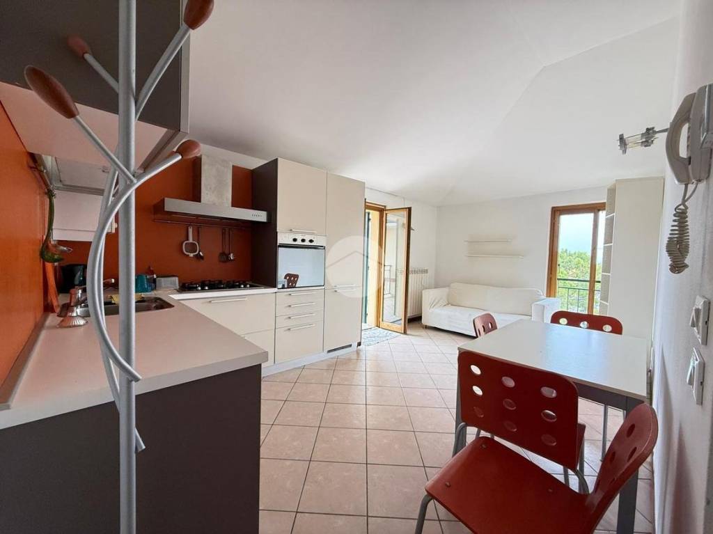 appartamento in vendita a Desenzano del Garda