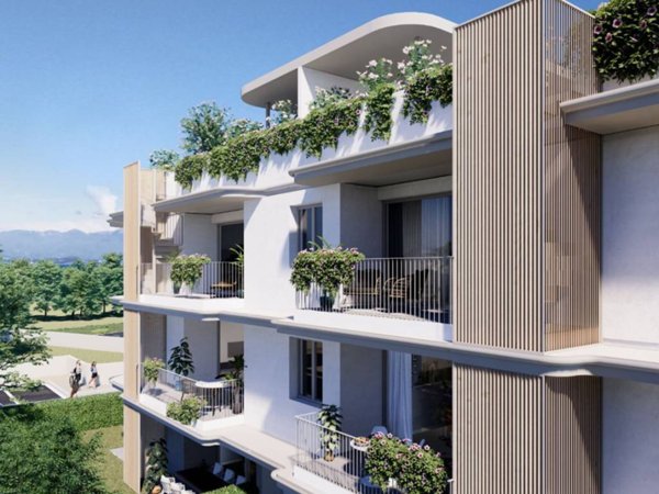 appartamento in vendita a Desenzano del Garda in zona Rivoltella