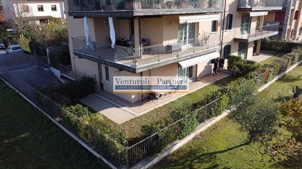 appartamento in vendita a Desenzano del Garda