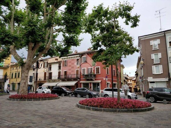 appartamento in vendita a Desenzano del Garda