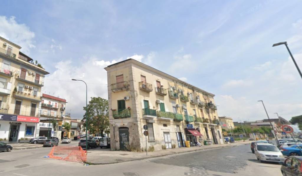 appartamento in vendita a Desenzano del Garda in zona San Pietro