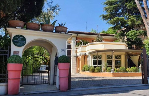 casa indipendente in vendita a Desenzano del Garda