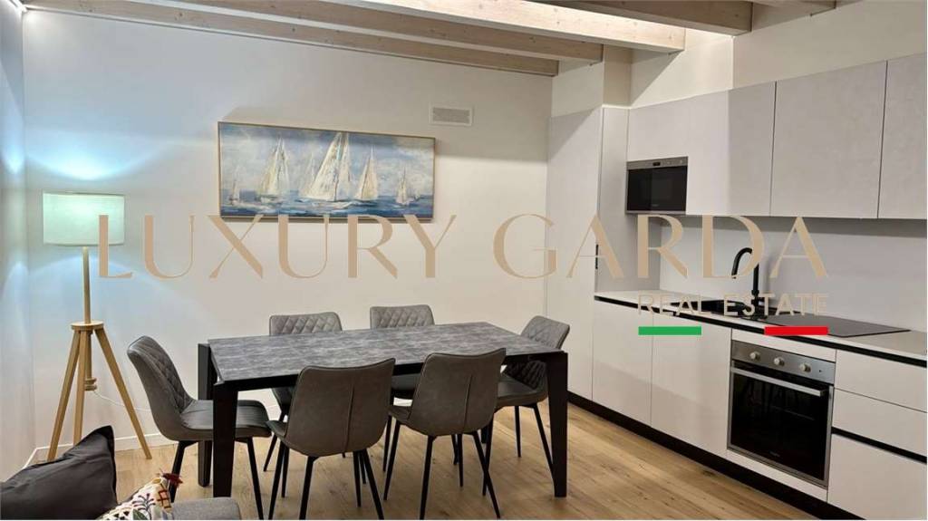 appartamento in vendita a Desenzano del Garda