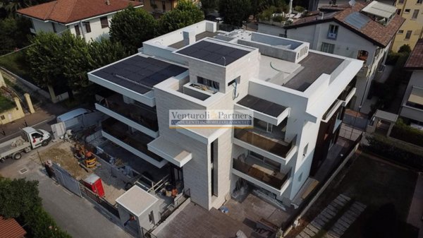 appartamento in vendita a Desenzano del Garda