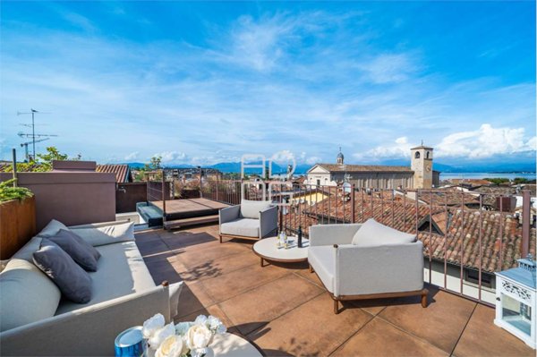 appartamento in vendita a Desenzano del Garda
