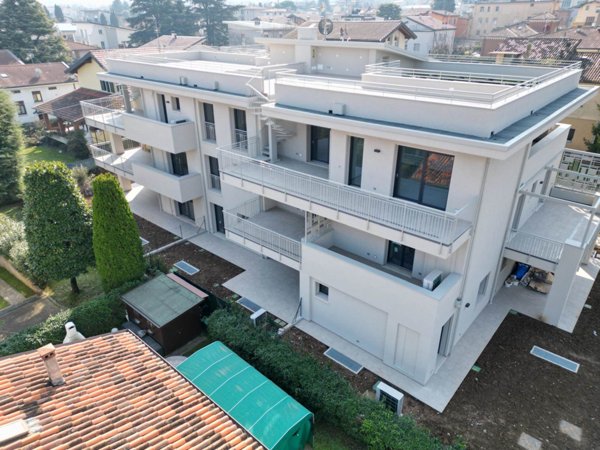 appartamento in vendita a Desenzano del Garda