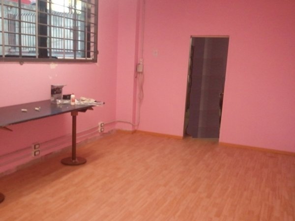 locale commerciale in vendita a Desenzano del Garda