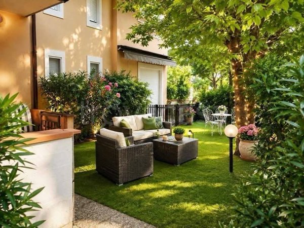 appartamento in vendita a Desenzano del Garda in zona Rivoltella
