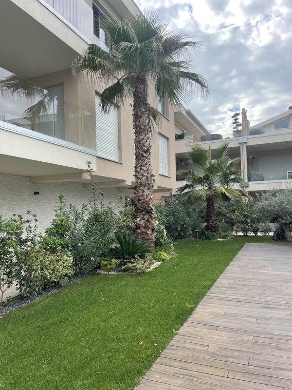 appartamento in vendita a Desenzano del Garda