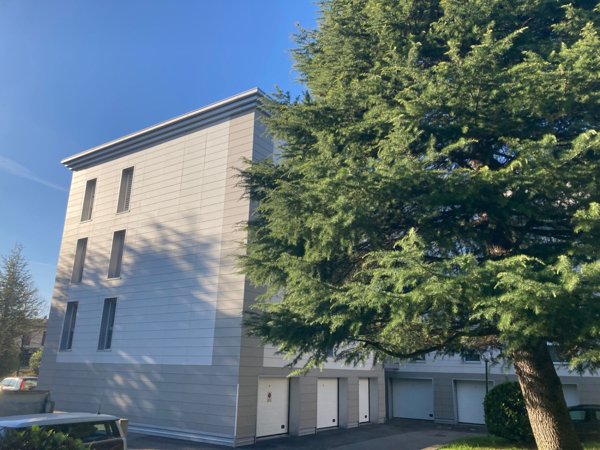 appartamento in vendita a Desenzano del Garda in zona Rivoltella