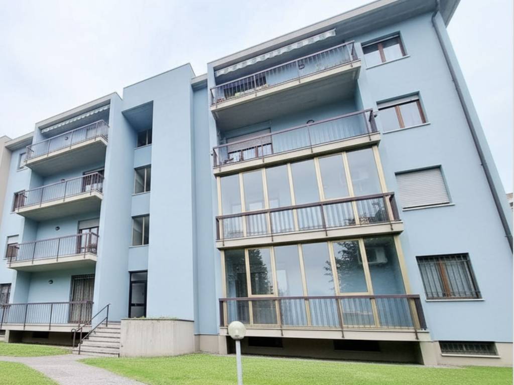 appartamento in vendita a Desenzano del Garda