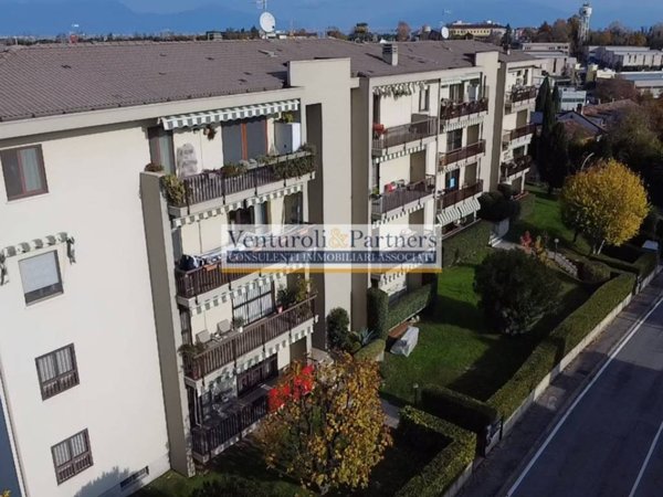appartamento in vendita a Desenzano del Garda