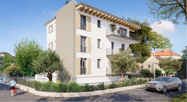 appartamento in vendita a Desenzano del Garda in zona Rivoltella