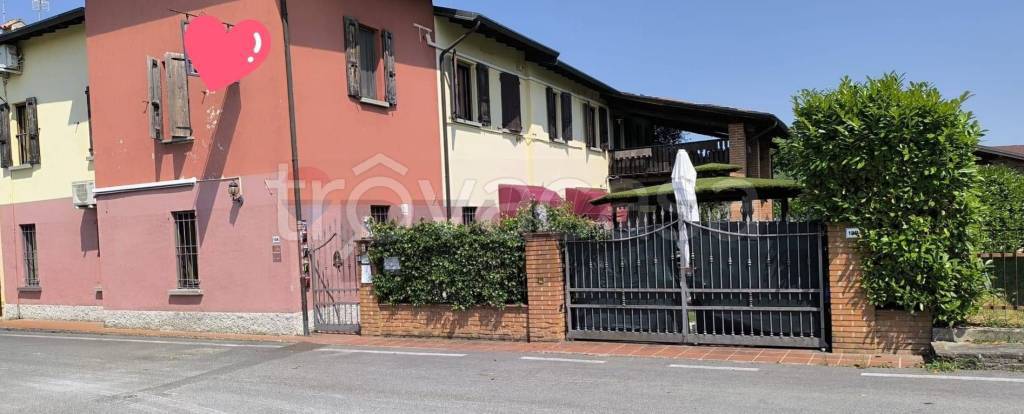 appartamento a Desenzano del Garda in zona San Martino della Battaglia