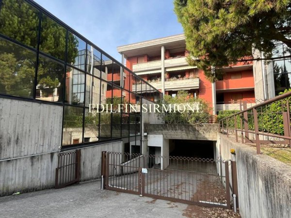 locale di sgombero in vendita a Desenzano del Garda in zona Rivoltella