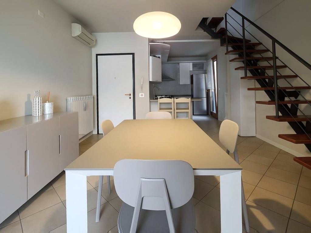 appartamento a Desenzano del Garda in zona San Martino della Battaglia