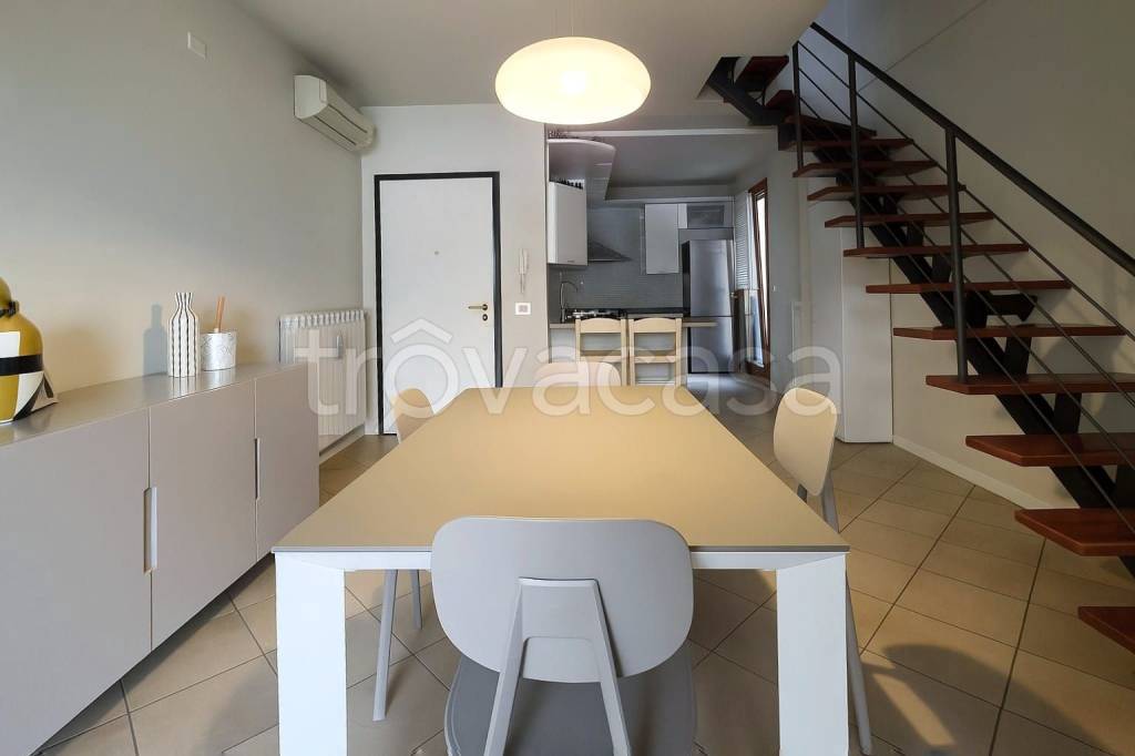 appartamento a Desenzano del Garda in zona San Martino della Battaglia