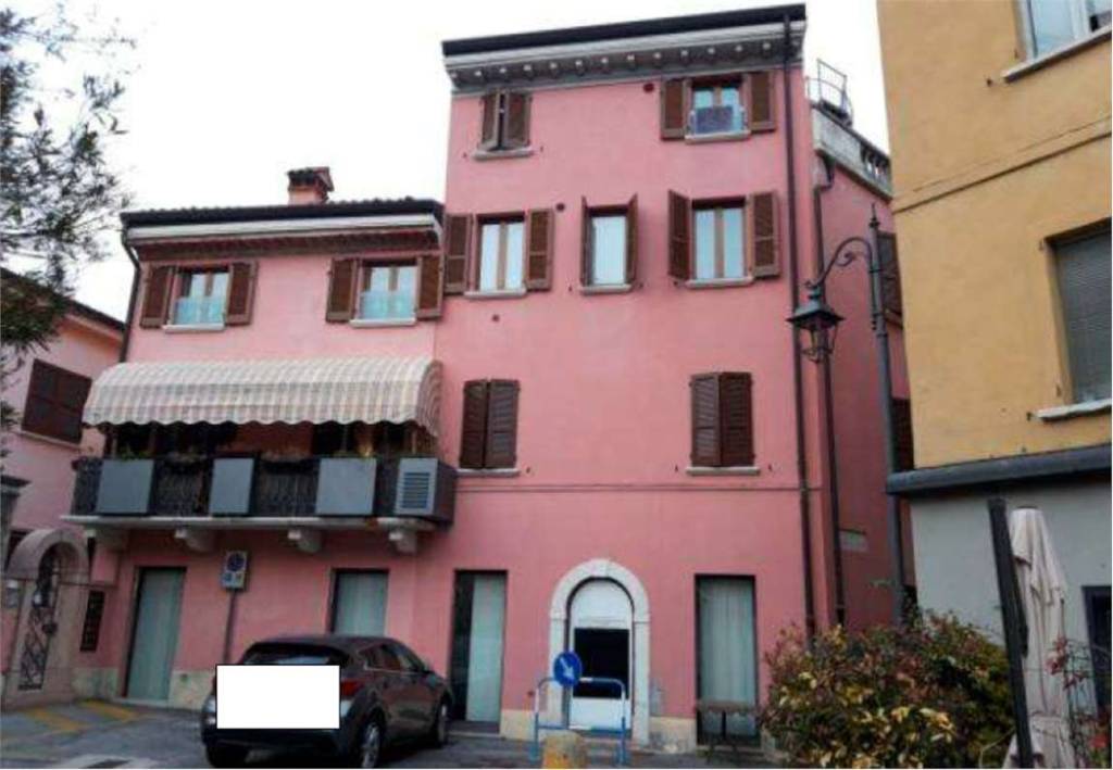 ufficio in vendita a Desenzano del Garda
