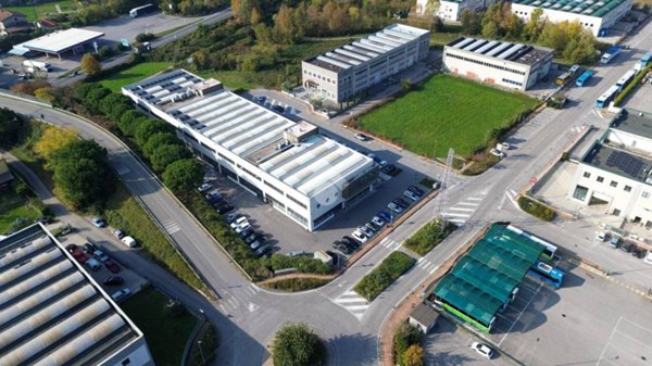 negozio in vendita a Desenzano del Garda