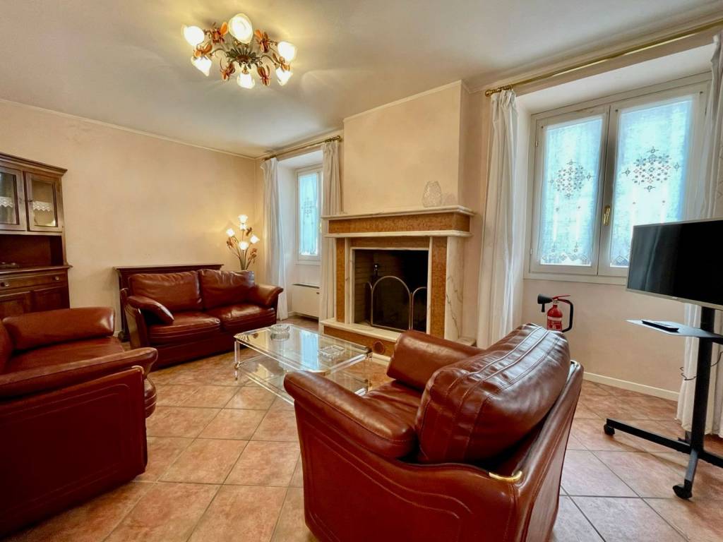 appartamento in vendita a Desenzano del Garda