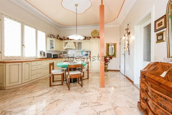 appartamento in vendita a Desenzano del Garda