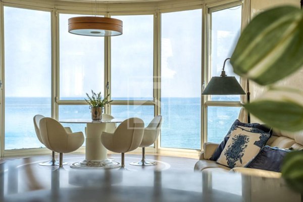 casa indipendente in vendita a Desenzano del Garda